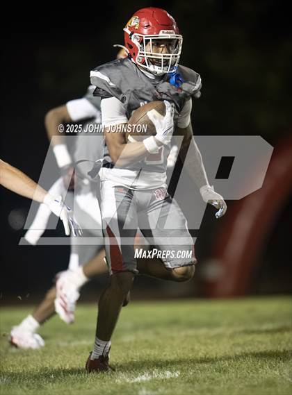 Thumbnail 1 in Sultana @ Oak Hills photogallery.