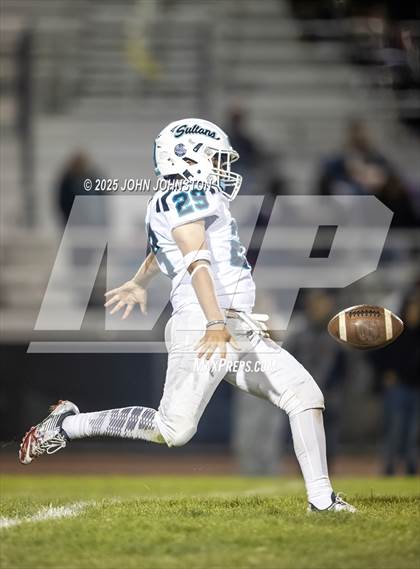 Thumbnail 1 in Sultana @ Oak Hills photogallery.