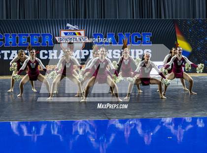 Thumbnail 1 in Winslow (AIA Division III Final) photogallery.
