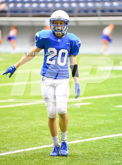 Thumbnail 1 in Valley Christian vs. Chino Valley (Kick-Off Classic) photogallery.