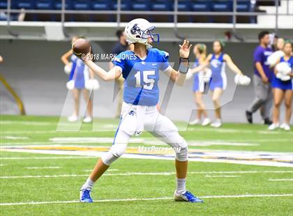 Thumbnail 3 in Valley Christian vs. Chino Valley (Kick-Off Classic) photogallery.