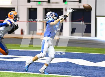 Thumbnail 1 in Valley Christian vs. Chino Valley (Kick-Off Classic) photogallery.
