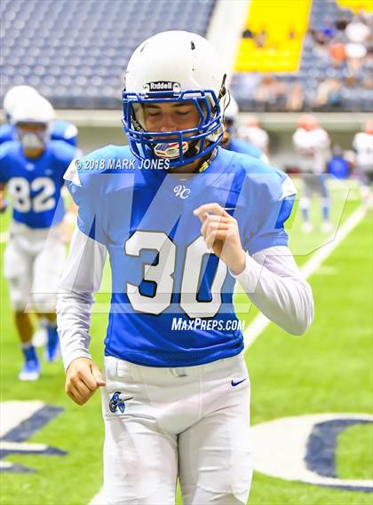 Thumbnail 2 in Valley Christian vs. Chino Valley (Kick-Off Classic) photogallery.