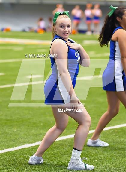 Thumbnail 2 in Valley Christian vs. Chino Valley (Kick-Off Classic) photogallery.