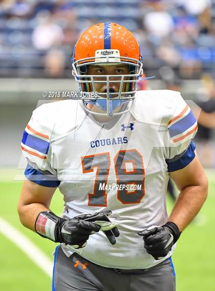 Thumbnail 2 in Valley Christian vs. Chino Valley (Kick-Off Classic) photogallery.