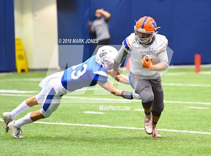 Thumbnail 3 in Valley Christian vs. Chino Valley (Kick-Off Classic) photogallery.