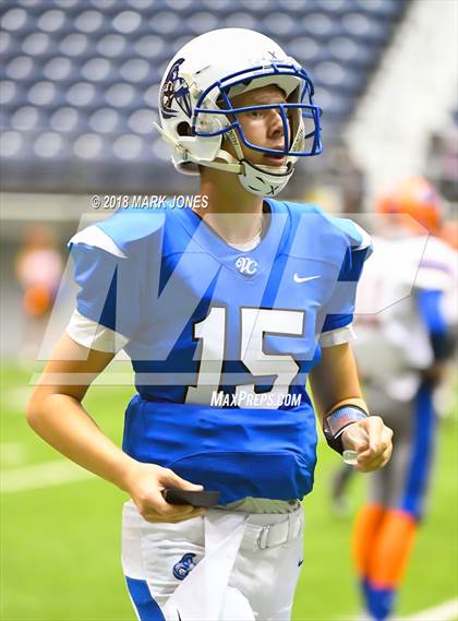 Thumbnail 2 in Valley Christian vs. Chino Valley (Kick-Off Classic) photogallery.