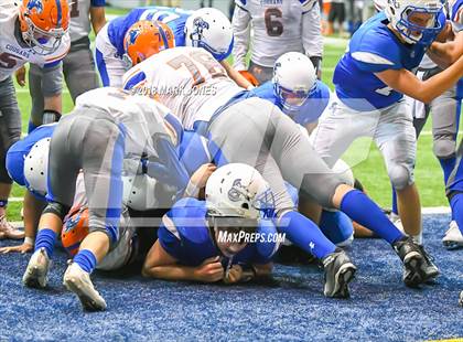 Thumbnail 2 in Valley Christian vs. Chino Valley (Kick-Off Classic) photogallery.