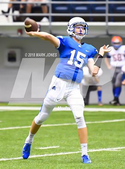 Thumbnail 3 in Valley Christian vs. Chino Valley (Kick-Off Classic) photogallery.
