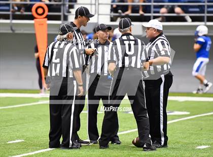 Thumbnail 2 in Valley Christian vs. Chino Valley (Kick-Off Classic) photogallery.