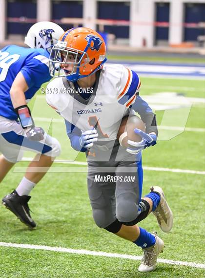 Thumbnail 2 in Valley Christian vs. Chino Valley (Kick-Off Classic) photogallery.