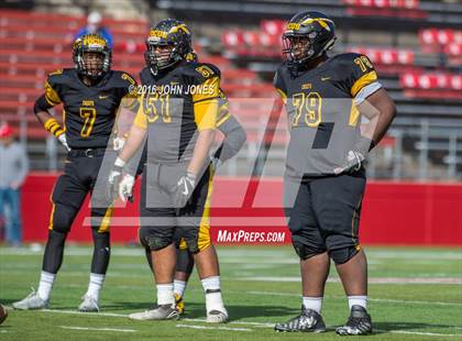 Thumbnail 2 in Manalapan vs. Piscataway photogallery.