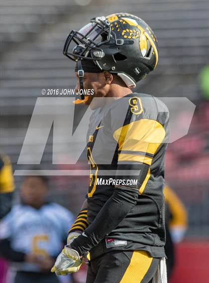 Thumbnail 3 in Manalapan vs. Piscataway photogallery.