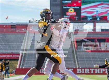 Thumbnail 2 in Manalapan vs. Piscataway photogallery.