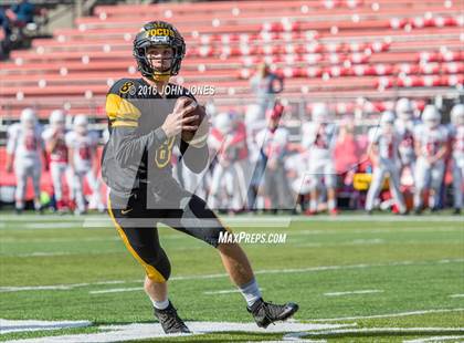 Thumbnail 3 in Manalapan vs. Piscataway photogallery.