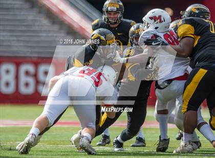 Thumbnail 2 in Manalapan vs. Piscataway photogallery.