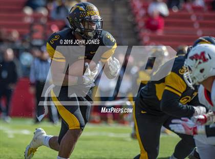 Thumbnail 2 in Manalapan vs. Piscataway photogallery.