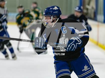Thumbnail 3 in Glenbrook North vs Highland Park photogallery.