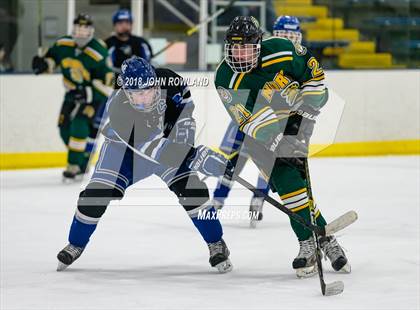 Thumbnail 1 in Glenbrook North vs Highland Park photogallery.