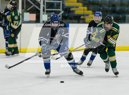 Thumbnail 2 in Glenbrook North vs Highland Park photogallery.