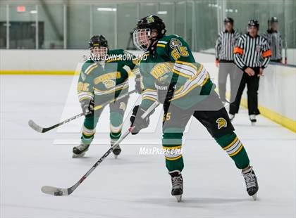 Thumbnail 3 in Glenbrook North vs Highland Park photogallery.