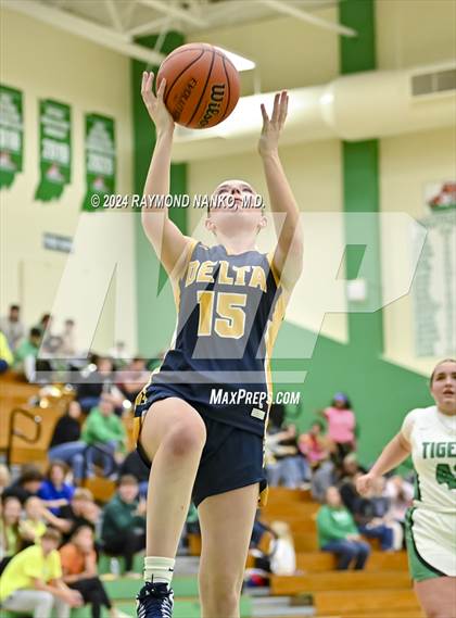 Thumbnail 1 in Delta @ Yorktown  photogallery.