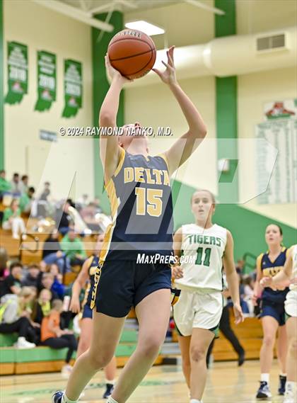 Thumbnail 1 in Delta @ Yorktown  photogallery.