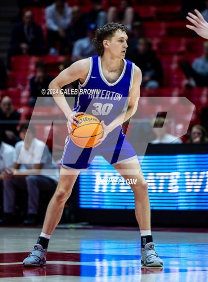 Thumbnail 3 in Riverton vs. Lehi (UHSAA 6A Quarterfinal) photogallery.
