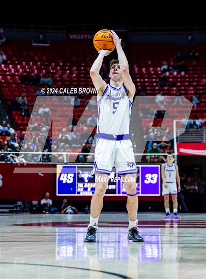 Thumbnail 1 in Riverton vs. Lehi (UHSAA 6A Quarterfinal) photogallery.