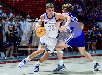 Thumbnail 2 in Riverton vs. Lehi (UHSAA 6A Quarterfinal) photogallery.