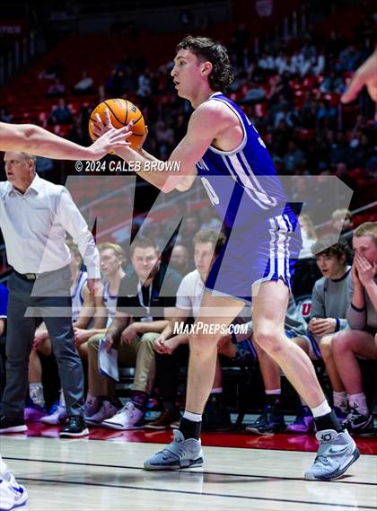 Thumbnail 1 in Riverton vs. Lehi (UHSAA 6A Quarterfinal) photogallery.