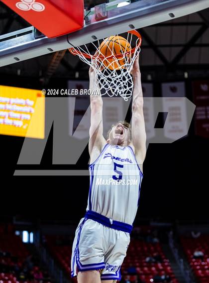Thumbnail 1 in Riverton vs. Lehi (UHSAA 6A Quarterfinal) photogallery.