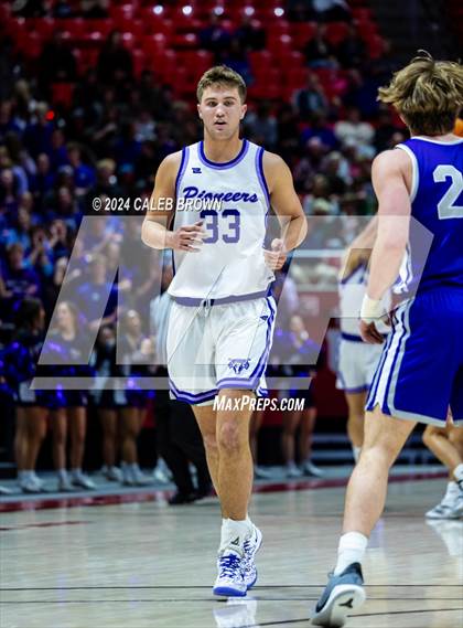 Thumbnail 1 in Riverton vs. Lehi (UHSAA 6A Quarterfinal) photogallery.
