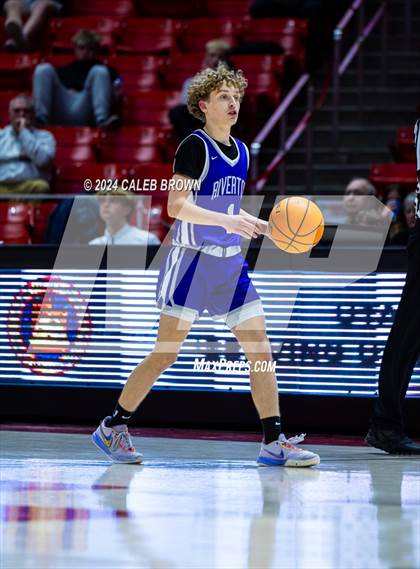 Thumbnail 1 in Riverton vs. Lehi (UHSAA 6A Quarterfinal) photogallery.