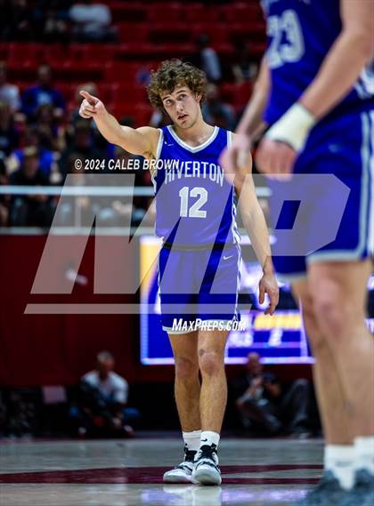 Thumbnail 3 in Riverton vs. Lehi (UHSAA 6A Quarterfinal) photogallery.