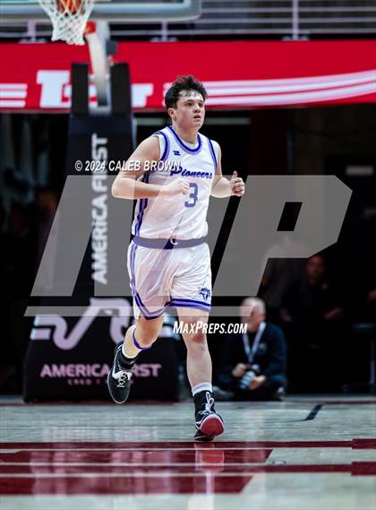 Thumbnail 3 in Riverton vs. Lehi (UHSAA 6A Quarterfinal) photogallery.