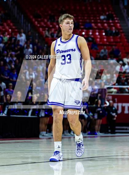 Thumbnail 2 in Riverton vs. Lehi (UHSAA 6A Quarterfinal) photogallery.