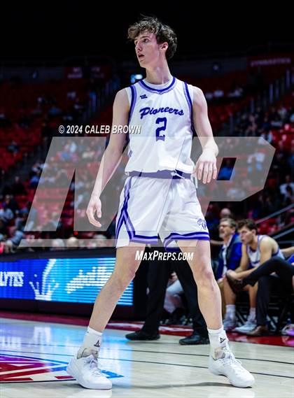 Thumbnail 1 in Riverton vs. Lehi (UHSAA 6A Quarterfinal) photogallery.