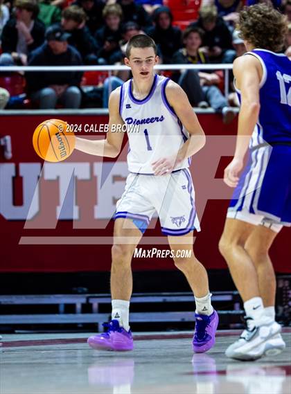 Thumbnail 2 in Riverton vs. Lehi (UHSAA 6A Quarterfinal) photogallery.