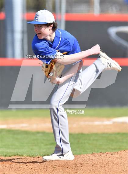 Thumbnail 1 in Lubbock Christian vs Bay Area Christian (Texas Private School Classic) photogallery.