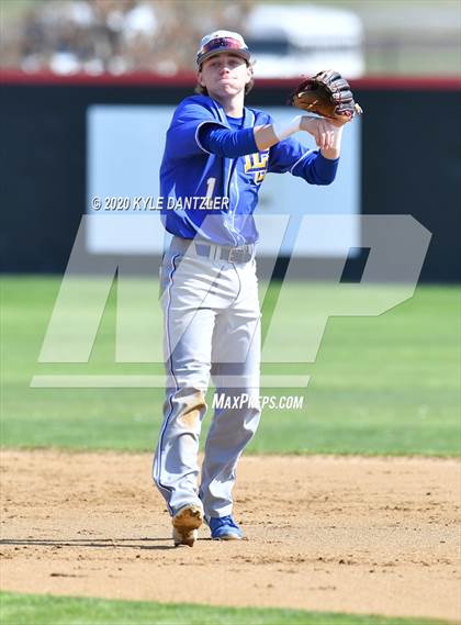 Thumbnail 3 in Lubbock Christian vs Bay Area Christian (Texas Private School Classic) photogallery.