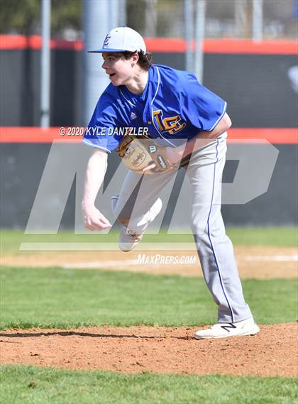 Thumbnail 3 in Lubbock Christian vs Bay Area Christian (Texas Private School Classic) photogallery.