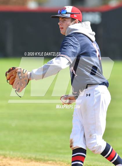 Thumbnail 3 in Lubbock Christian vs Bay Area Christian (Texas Private School Classic) photogallery.