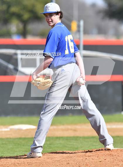 Thumbnail 2 in Lubbock Christian vs Bay Area Christian (Texas Private School Classic) photogallery.