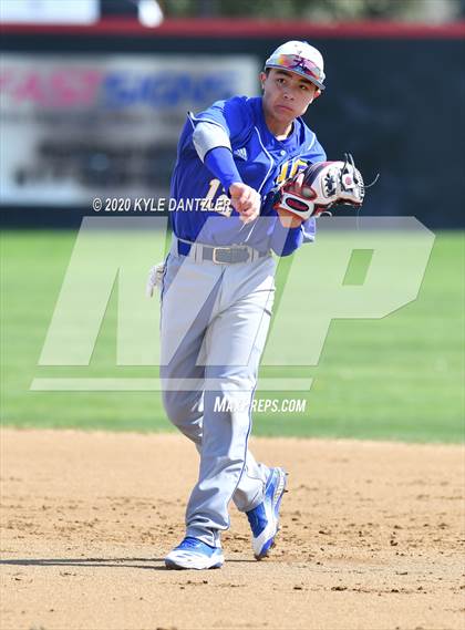 Thumbnail 3 in Lubbock Christian vs Bay Area Christian (Texas Private School Classic) photogallery.
