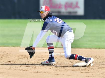 Thumbnail 1 in Lubbock Christian vs Bay Area Christian (Texas Private School Classic) photogallery.