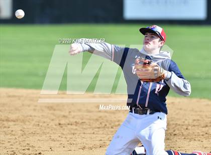 Thumbnail 1 in Lubbock Christian vs Bay Area Christian (Texas Private School Classic) photogallery.
