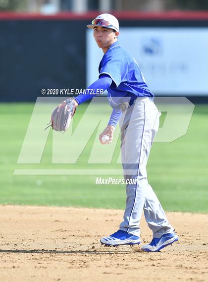 Thumbnail 1 in Lubbock Christian vs Bay Area Christian (Texas Private School Classic) photogallery.