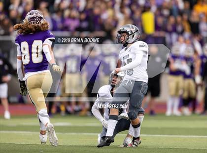 Thumbnail 2 in Union vs Lake Stevens (WIAA 4A Round 2) photogallery.