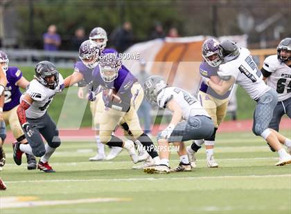 Thumbnail 2 in Union vs Lake Stevens (WIAA 4A Round 2) photogallery.